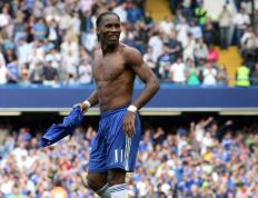 巴特勒意外战胜巴黎圣日耳曼，大比分获胜引爆全场！再创辉煌时刻